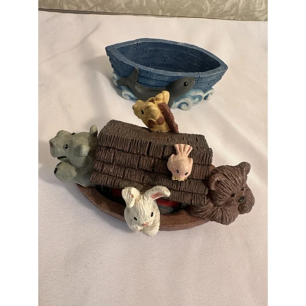 Vintage Noah's Ark Resin Trinket Box Figurine Animals